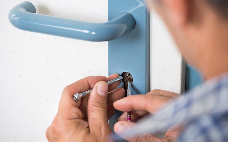 changer un verrou de porte Marseille 14