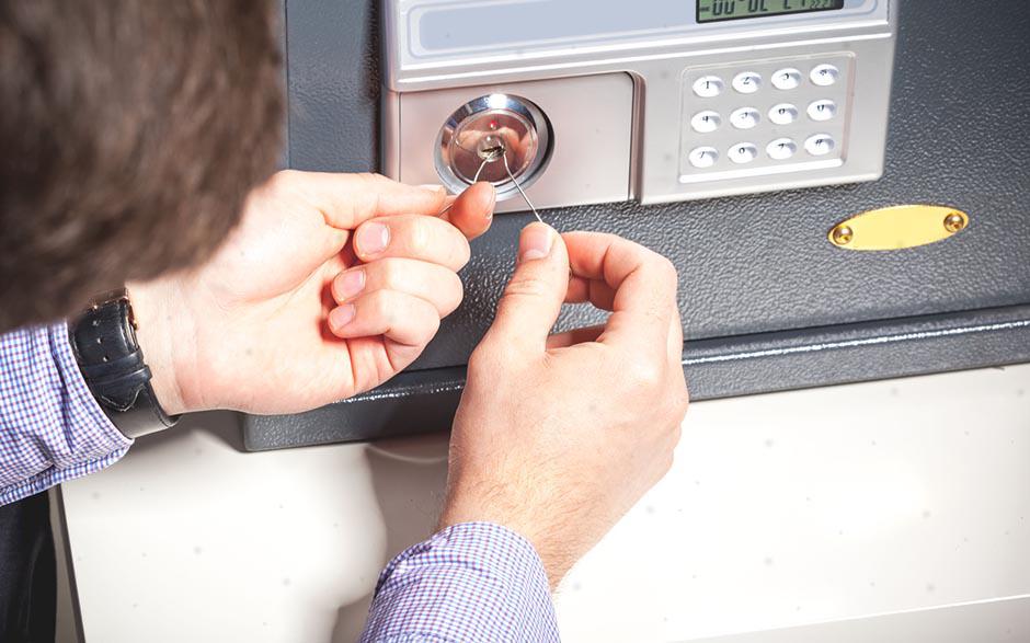 changer serrure porte Neuilly-sur-Seine