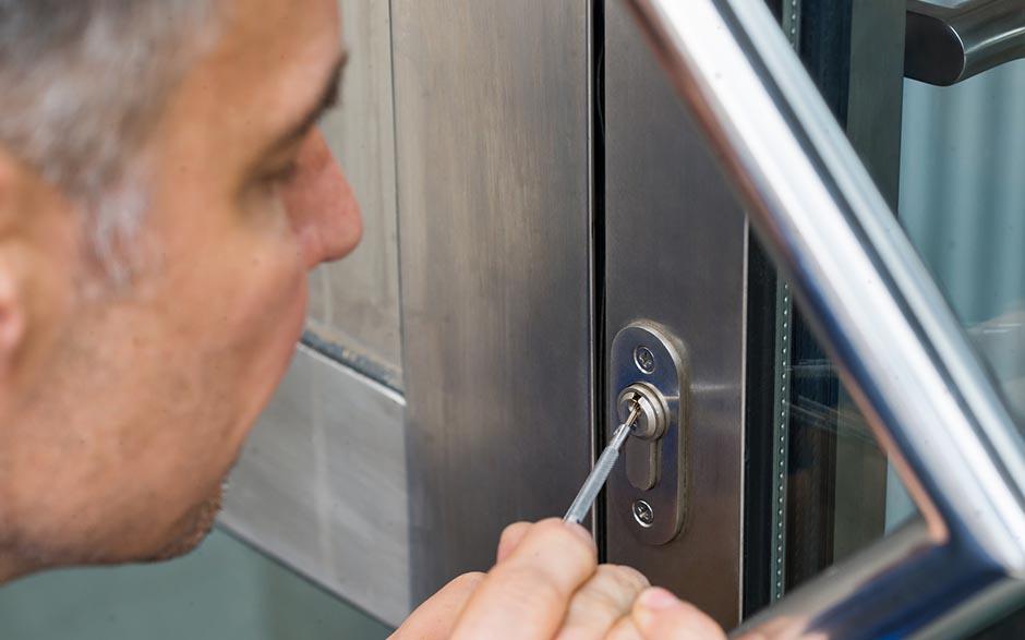changer un verrou de porte Marseille 14